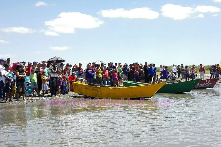 Gran afluencia de turistas en competencia de lanchas de remos en la Bocana de Tipitapa